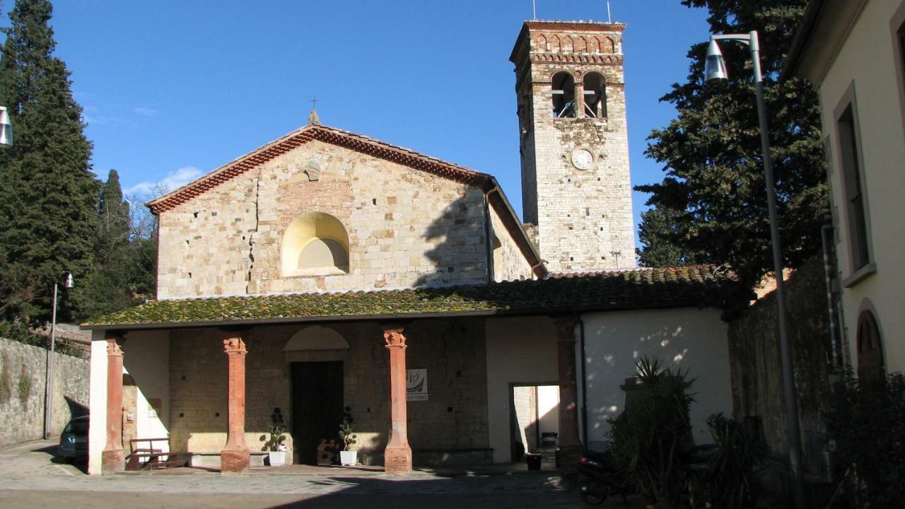 Borgo Della Rocca Bed & Breakfast Montemurlo Exterior photo